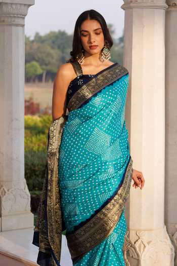 Buy_Geroo Jaipur_Turquoise Silk One Shoulder Gajji Saree Set _Online_at_Aza_Fashions