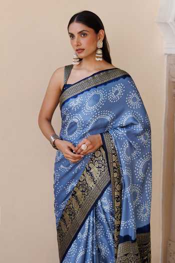 Shop_Geroo Jaipur_Grey Silk One Shoulder Zari Border Saree Set _Online_at_Aza_Fashions