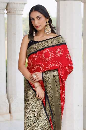 Geroo Jaipur_Red Silk Bandhani Gajji Saree Set _at_Aza_Fashions