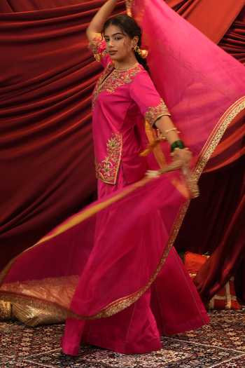 Nikunj By Niidhi Bajaj_Pink Silk, Net V-neck Adaa Embroidered Kurta Sharara Set _Online_at_Aza_Fashions