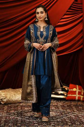 Buy_Nikunj By Niidhi Bajaj_Blue Silk, Tissue Split V-neck, Yes Heer Embroidered Kurta Salwar Set _at_Aza_Fashions