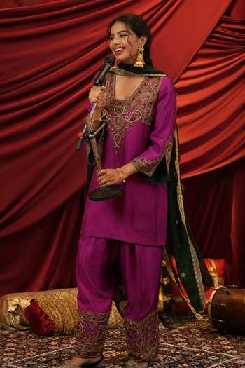 Nikunj By Niidhi Bajaj_Magenta Silk, Net Square Neck, Yes Mariyam Embroidered Kurta Salwar Set _Online_at_Aza_Fashions