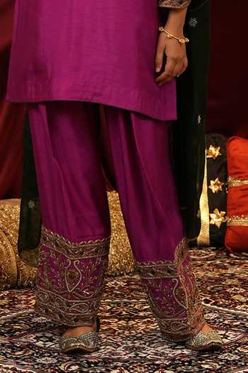 Buy_Nikunj By Niidhi Bajaj_Magenta Silk, Net Square Neck, Yes Mariyam Embroidered Kurta Salwar Set _Online_at_Aza_Fashions