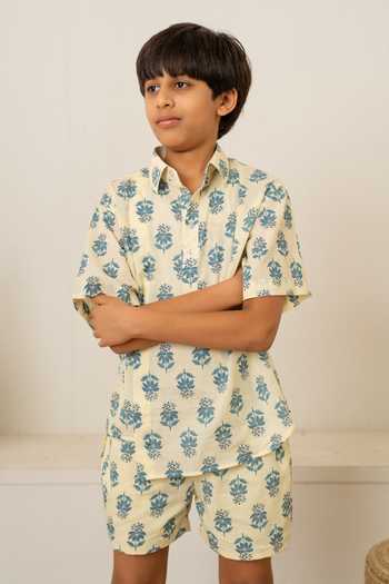 Buy_Pomcha Jaipur_Ivory Cotton Printed Shirt With Shorts _Online_at_Aza_Fashions