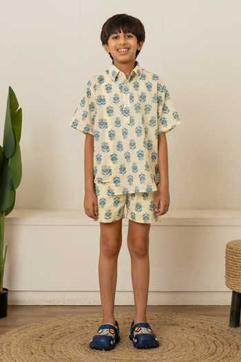 Buy_Pomcha Jaipur_Ivory Cotton Printed Shirt With Shorts _at_Aza_Fashions