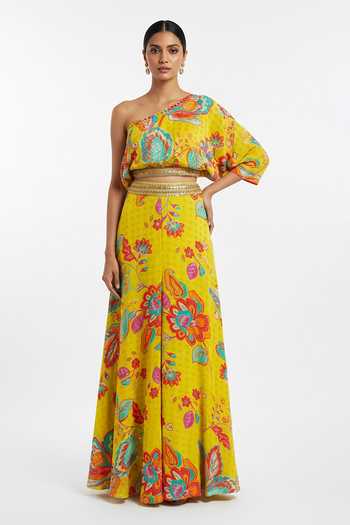 Buy_Basanti Kapde aur Koffee_Yellow Crepe One Shoulder Printed Bustier And Sharara Set _at_Aza_Fashions