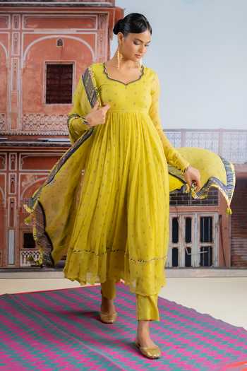 BAISE GABA_Yellow Chiffon, Muslin Leaf Neck Kairi Noor Embroidered Anarkali Set _at_Aza_Fashions