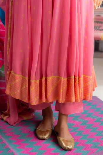 Buy_BAISE GABA_Fuchsia Chiffon, Muslin Square Neck Bindori Printed Anarkali Set 