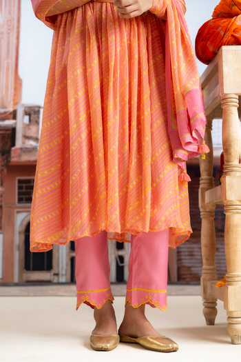 Shop_BAISE GABA_Pink Chiffon, Muslin Crew Neck, Yes Lehrika Printed Kurta Set 