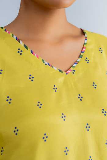Buy_BAISE GABA_Yellow Muslin, Chiffon V-neck Mehrana Abstract Print Kurta Set _Online_at_Aza_Fashions