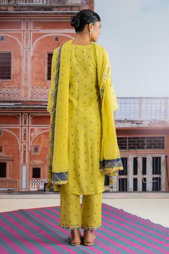 Shop_BAISE GABA_Yellow Muslin, Chiffon V-neck Mehrana Abstract Print Kurta Set _at_Aza_Fashions