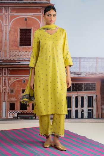Shop_BAISE GABA_Yellow Muslin, Chiffon V-neck Mehrana Abstract Print Kurta Set 