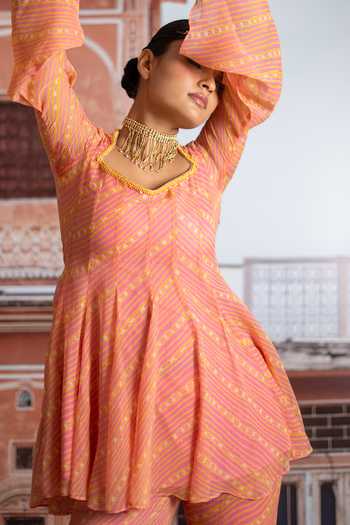 Buy_BAISE GABA_Pink Chiffon Square Neck Teej Printed Kurta And Sharara Set 