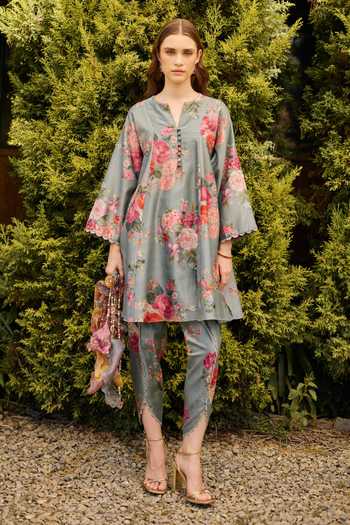 Buy_Ridhi Mehra_Blue Chanderi Split V-neck, Yes Floral Print Kurta And Dhoti Pant Set _at_Aza_Fashions