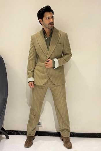 Buy_Philocaly_Olive Green Wool Kyle Double Breasted Striped Blazer And Trouser Set 