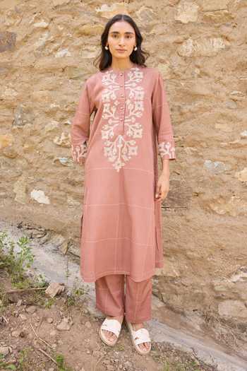 Ayaka_Brown Cotton Mandarin Collar Hand Embroidered Straight Kurta Set _Online_at_Aza_Fashions