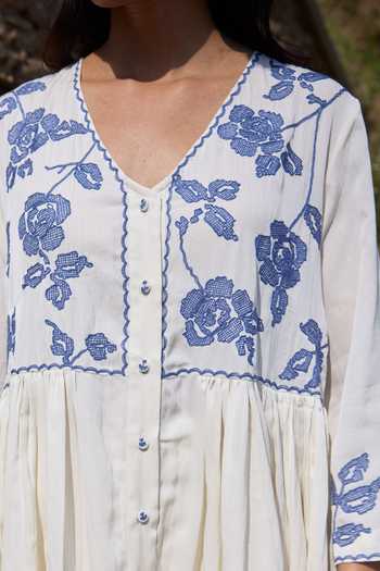 Ayaka_Off White Cotton V-neck Hand Embroidered Organic Kurta And Trouser Set _Online_at_Aza_Fashions
