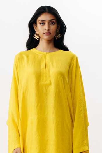 Buy_AK-OK_Mustard Silk Round Neck, Yes Boxy Kurta And Trouser Set 