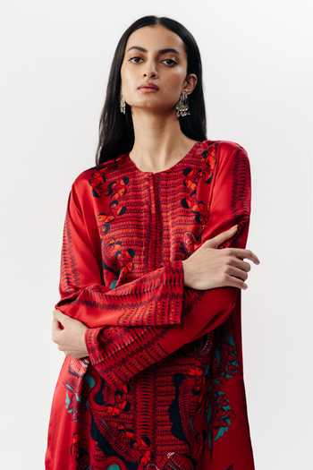 AK-OK_Multi Color Silk Round Neck Printed Kurta And Trouser Set _at_Aza_Fashions