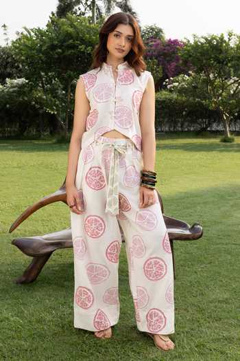 Buy_Akashi Clothing_Pink Cotton Mandarin Collar Pankou Button Vest Top And Pant Set _at_Aza_Fashions