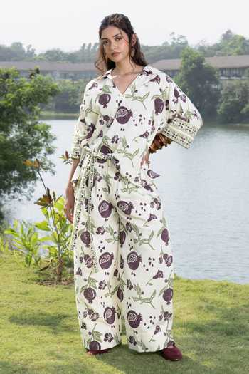 Buy_Akashi Clothing_Off White Cotton V-neck Hand-block Print Top With Pant _Online_at_Aza_Fashions
