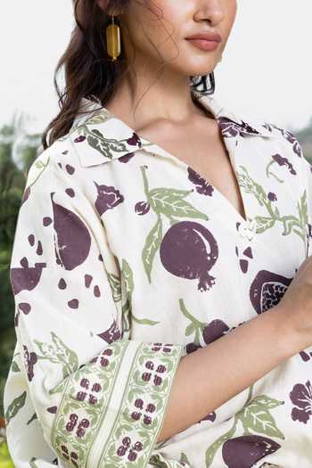 Akashi Clothing_Off White Cotton V-neck Hand-block Print Top With Pant _at_Aza_Fashions
