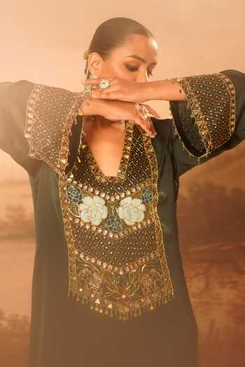 Shop_Kiran Kalsi_Green Satin V-neck Hand Embroidered Kaftan 
