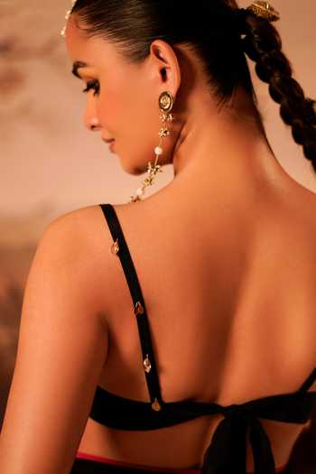 Kiran Kalsi_Black Organza Sweetheart Neck Embroidered Saree And Blouse Set _Online_at_Aza_Fashions