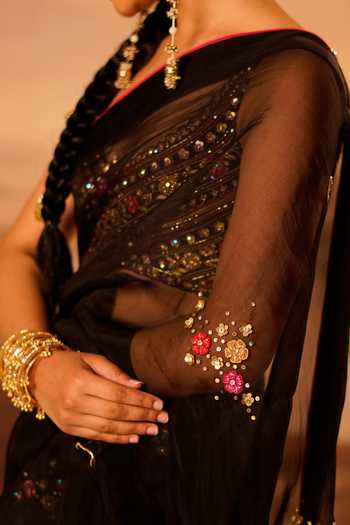 Kiran Kalsi_Black Organza Sweetheart Neck Hand Embroidered Saree And Blouse Set _at_Aza_Fashions