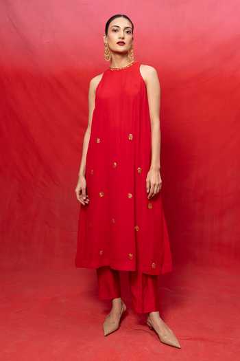 Buy_Ekaya Banaras_Red Georgette Halter Neck Embroidered Kurta And Pant Set _Online_at_Aza_Fashions