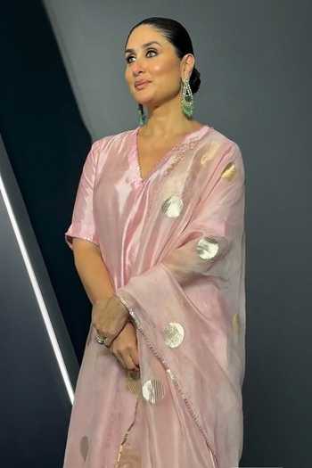 Buy_Ekaya Banaras_Pink Silk V-neck Handwoven Banarasi Kurta Set _Online_at_Aza_Fashions