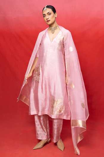 Shop_Ekaya Banaras_Pink Silk V-neck Handwoven Banarasi Kurta Set _Online_at_Aza_Fashions