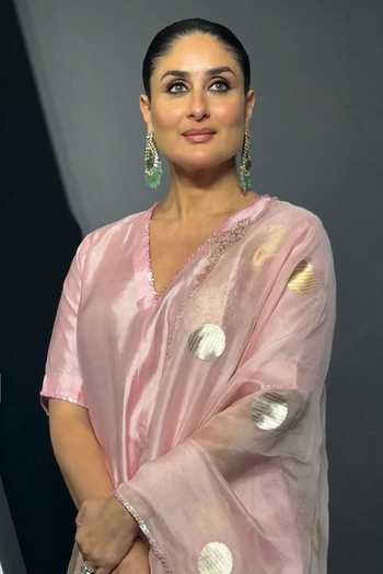 Buy_Ekaya Banaras_Pink Silk V-neck Handwoven Banarasi Kurta Set 