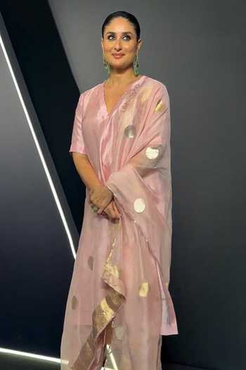 Shop_Ekaya Banaras_Pink Silk V-neck Handwoven Banarasi Kurta Set 