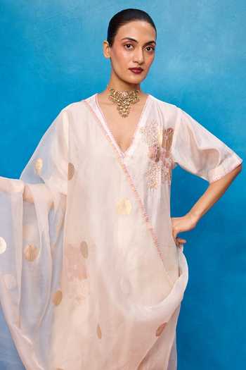 Shop_Ekaya Banaras_Off White Silk V-neck, Yes Handwoven Banarasi Kurta Set _Online_at_Aza_Fashions