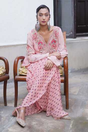 Buy_Aditi Gupta_Pink Georgette V-neck Bandhani Print Kurta And Draped Skirt Set _Online_at_Aza_Fashions