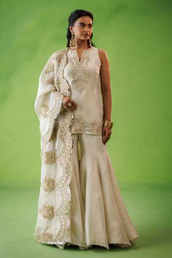 Buy_Kisakshi Jaipur_Beige Silk, Tissue Split V-neck Zari Dori Embroidered Kurta And Sharara Set _at_Aza_Fashions