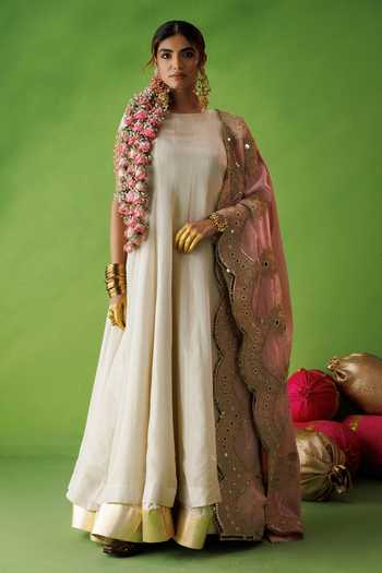 Buy_Kisakshi Jaipur_Beige Silk, Tissue Round Neck Kurta And Contrast Dupatta Set _at_Aza_Fashions