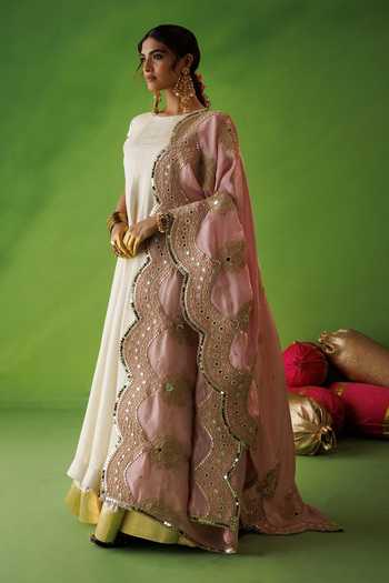 Kisakshi Jaipur_Beige Silk, Tissue Round Neck Kurta And Contrast Dupatta Set _Online_at_Aza_Fashions