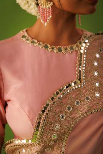 Buy_Kisakshi Jaipur_Pink Silk, Tissue Round Neck Mirror Embroidered Saree And Blouse Set 
