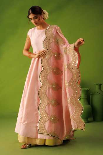 Kisakshi Jaipur_Pink Silk, Chanderi, Tissue Round Neck, Yes Zari Embridered Dupatta And Kurta Set _at_Aza_Fashions