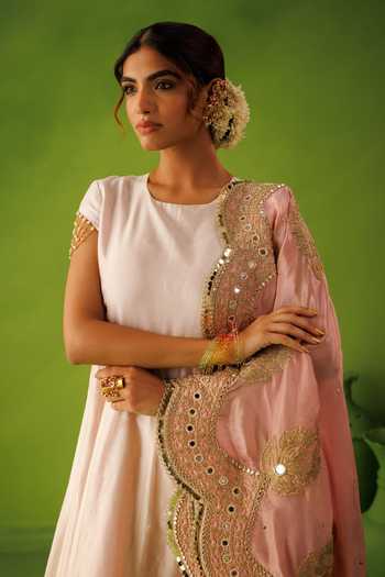 Buy_Kisakshi Jaipur_Pink Silk, Chanderi, Tissue Round Neck, Yes Zari Embridered Dupatta And Kurta Set 