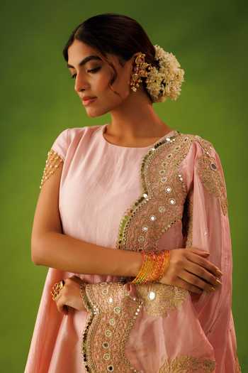 Shop_Kisakshi Jaipur_Pink Silk, Chanderi, Tissue Round Neck, Yes Zari Embridered Dupatta And Kurta Set 