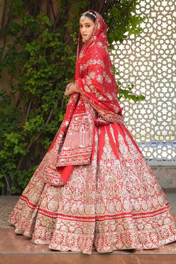 Amaltas Couture_Red Silk, Organza, Net Raw Embroidered Bridal Lehenga Set _Online
