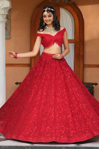 Amaltas Couture_Red Net Floral Embroidered Bridal Lehenga Set _at_Aza_Fashions