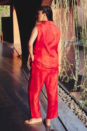 Shop_Kavya Singh Kundu_Red Silk Beetle Mulberry Blazer And Pant Set _at_Aza_Fashions