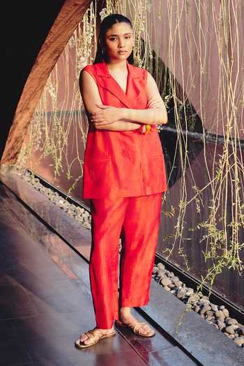 Shop_Kavya Singh Kundu_Red Silk Beetle Mulberry Blazer And Pant Set _Online_at_Aza_Fashions