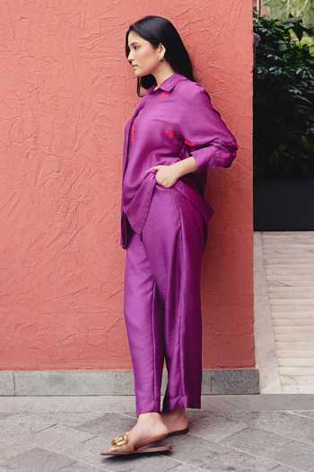 Buy_Kavya Singh Kundu_Purple Silk Collared Neck Pippa Embroidered Shirt And Pant Set 