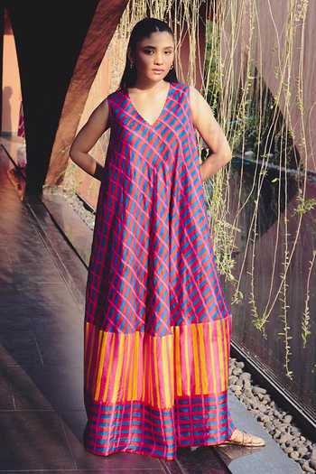 Kavya Singh Kundu_Multi Color Silk V-neck Rio Block Print Maxi Dress _Online