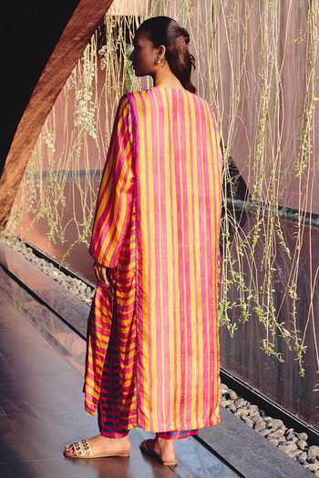 Shop_Kavya Singh Kundu_Pink Silk Round Neck Ric Block Print Kurta And Pant Set _at_Aza_Fashions
